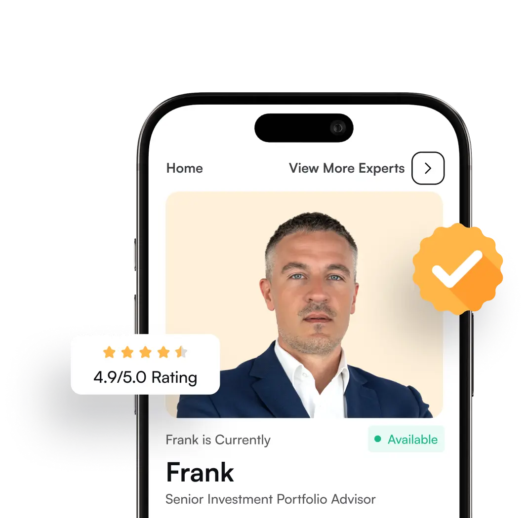 A vetted wealth advisor profile with a 4.9 rating in the Club app